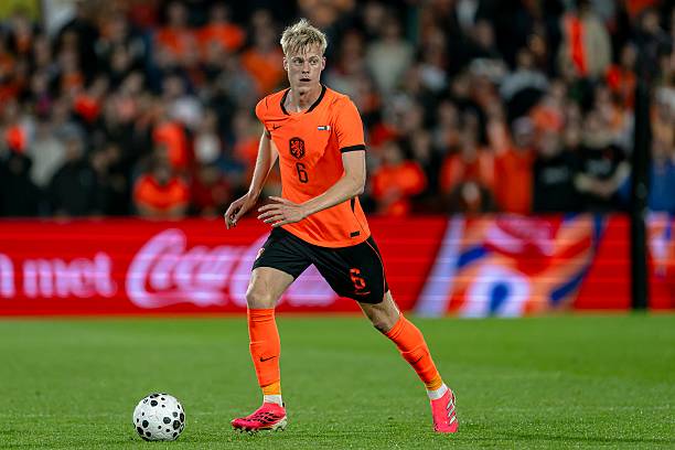 Tottenham Complete £52m Signing of Defender Jan Paul van Hecke
