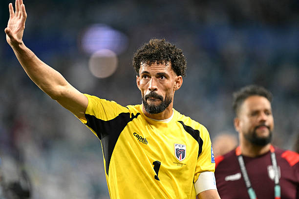 World Cup Sensation Vozinha Signs Official Contract with Chilean Giants Colo-Colo