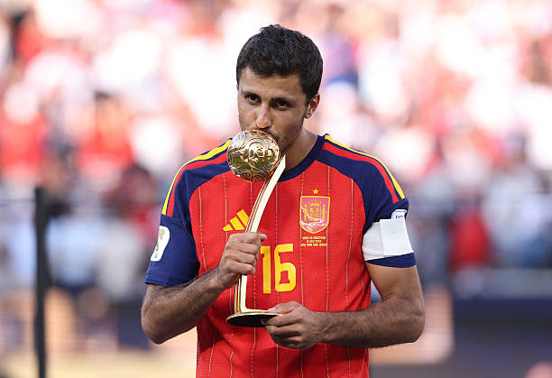 Barcelona Open Bidding for Rodri with €45 Million Offer as Manchester City Demand €80 Million Valuation