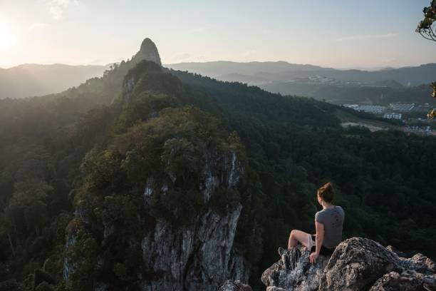 Malaysia Enforces Strict Alpine Regulations on tourist hiking