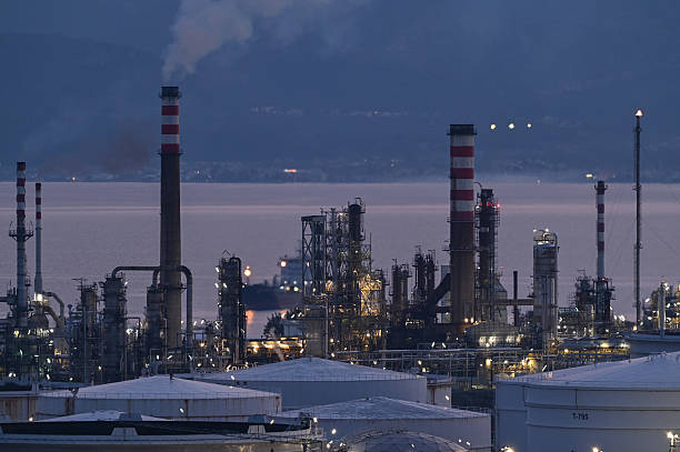 Oil Prices Rise on Continued Middle East Supply Concerns